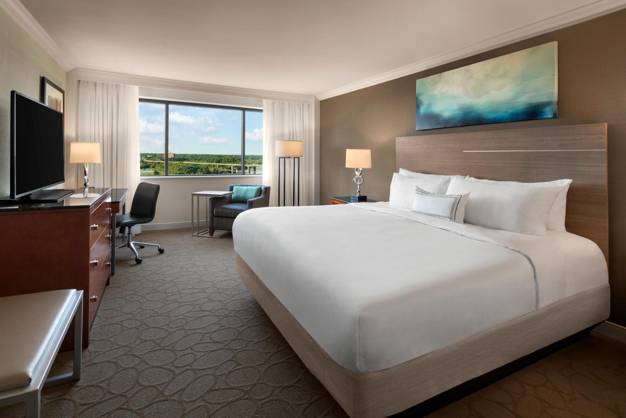 Delta Hotels By Marriott Richmond Downtown Esterno foto