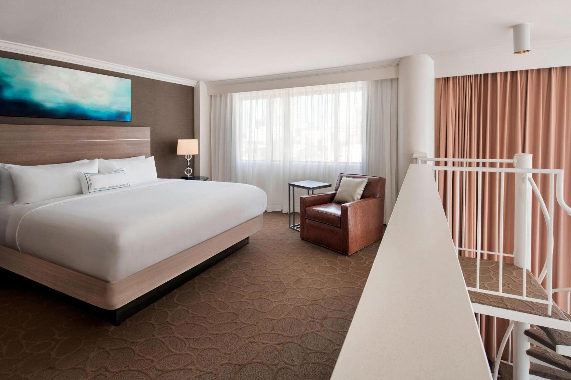 Delta Hotels By Marriott Richmond Downtown Esterno foto