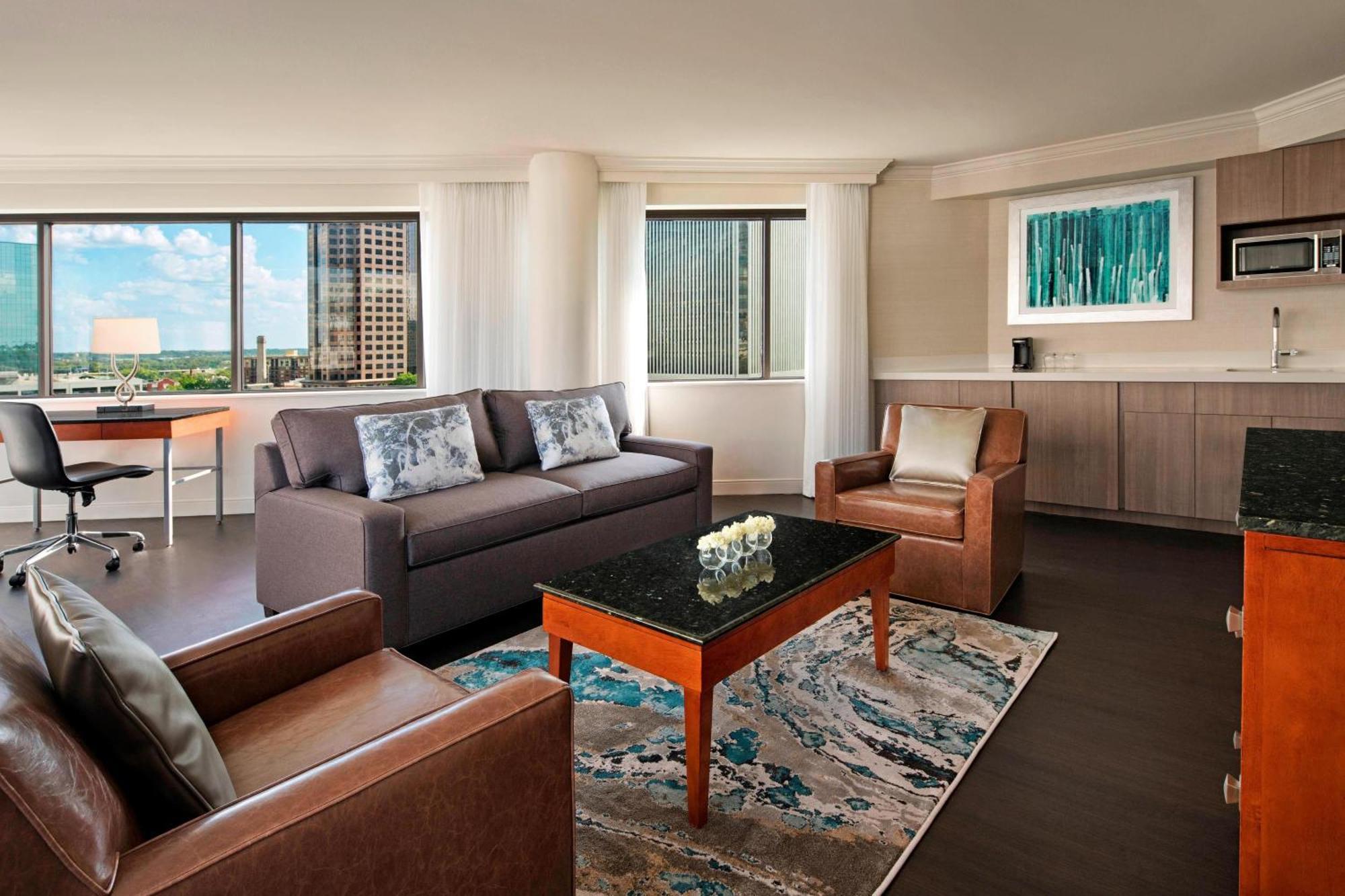 Delta Hotels By Marriott Richmond Downtown Esterno foto