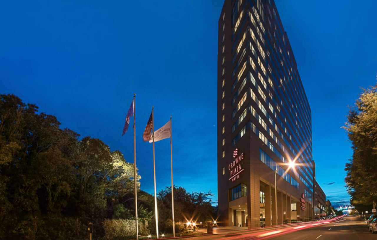Delta Hotels By Marriott Richmond Downtown Esterno foto