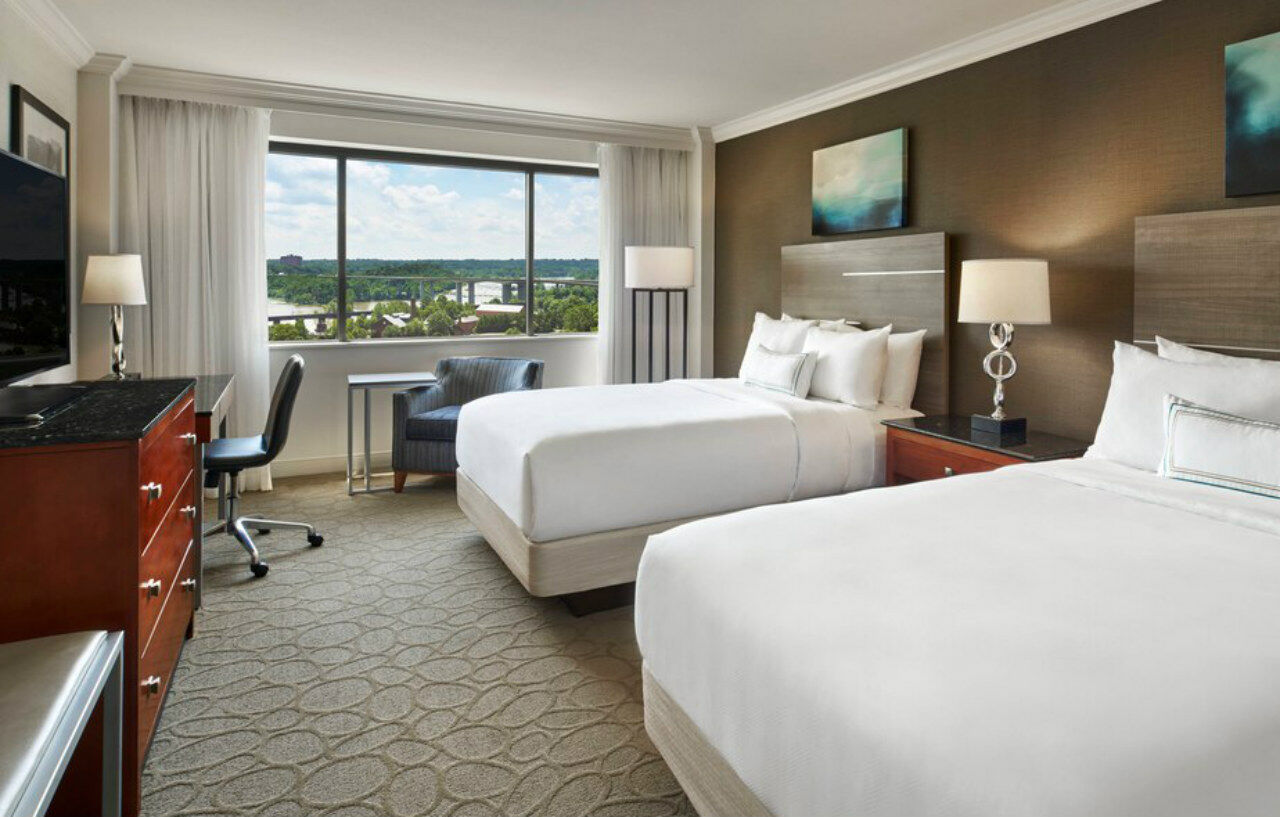 Delta Hotels By Marriott Richmond Downtown Esterno foto
